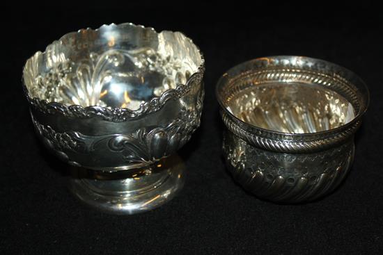 2 silver bowls